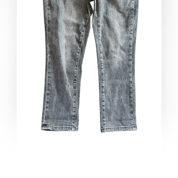 Judy Blue Grey Skinny Crop Button-Fly Jeans 3/26 - Picture 3 of 5